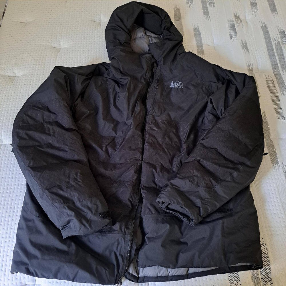 REI puffy hoodie Stormhenge Peak 850 XXl jacket men